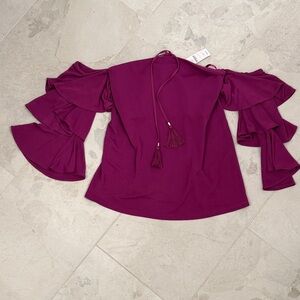 White House, black market Elegant Magenta Ruffle Sleeve Top ,well made